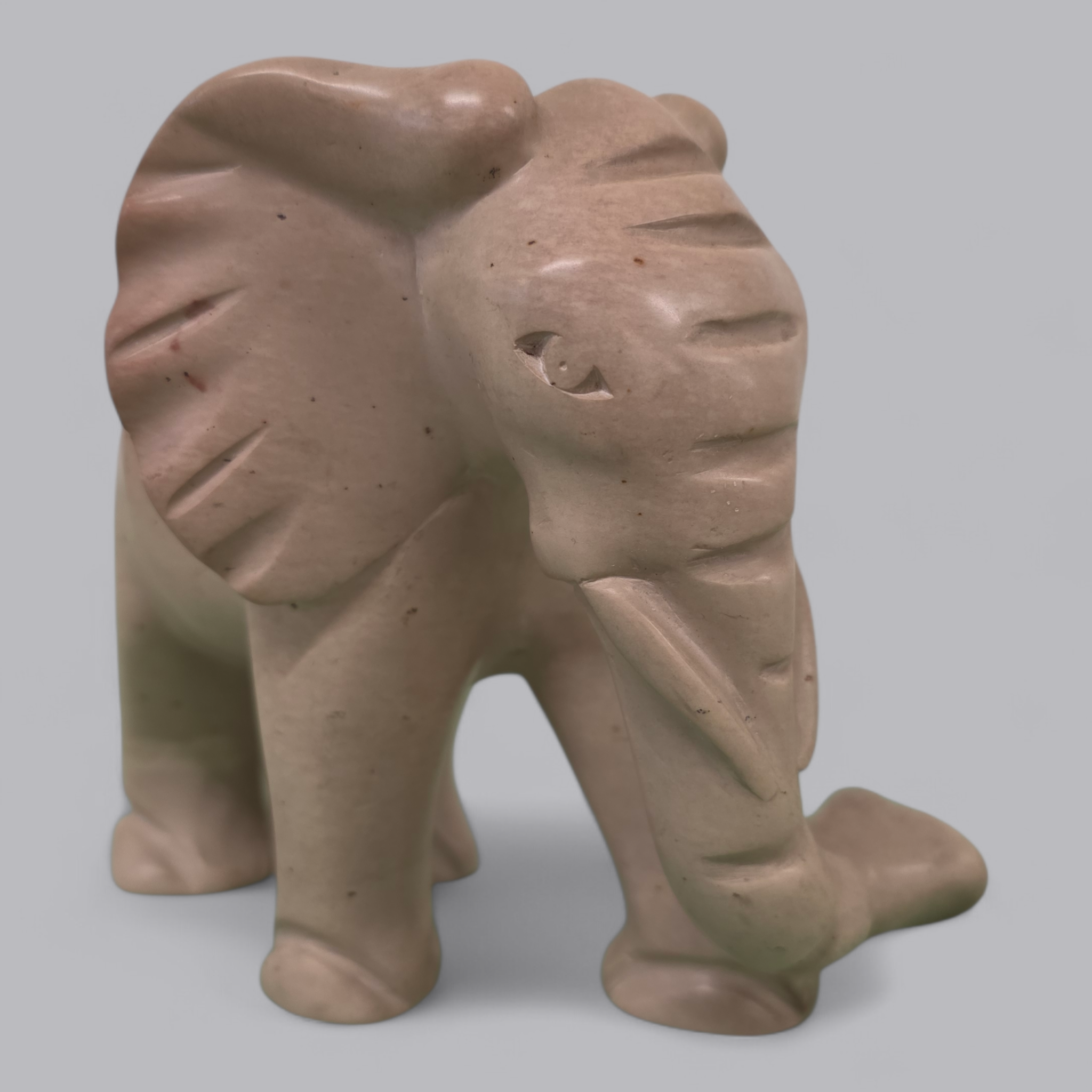 Handgefertigte Elefanten-Skulptur aus Naturstein