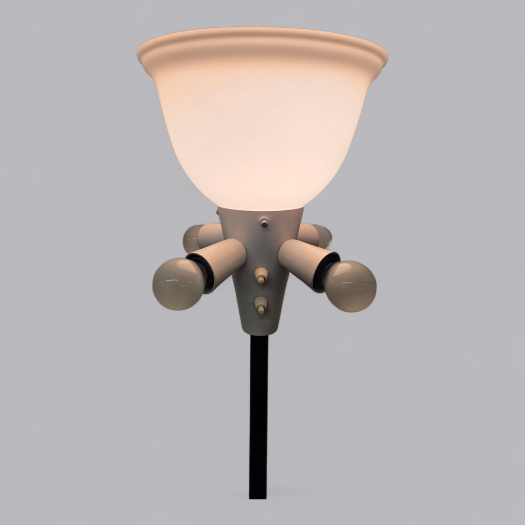 Exklusive Upcycling Stehlampe – Route 66 Street Design