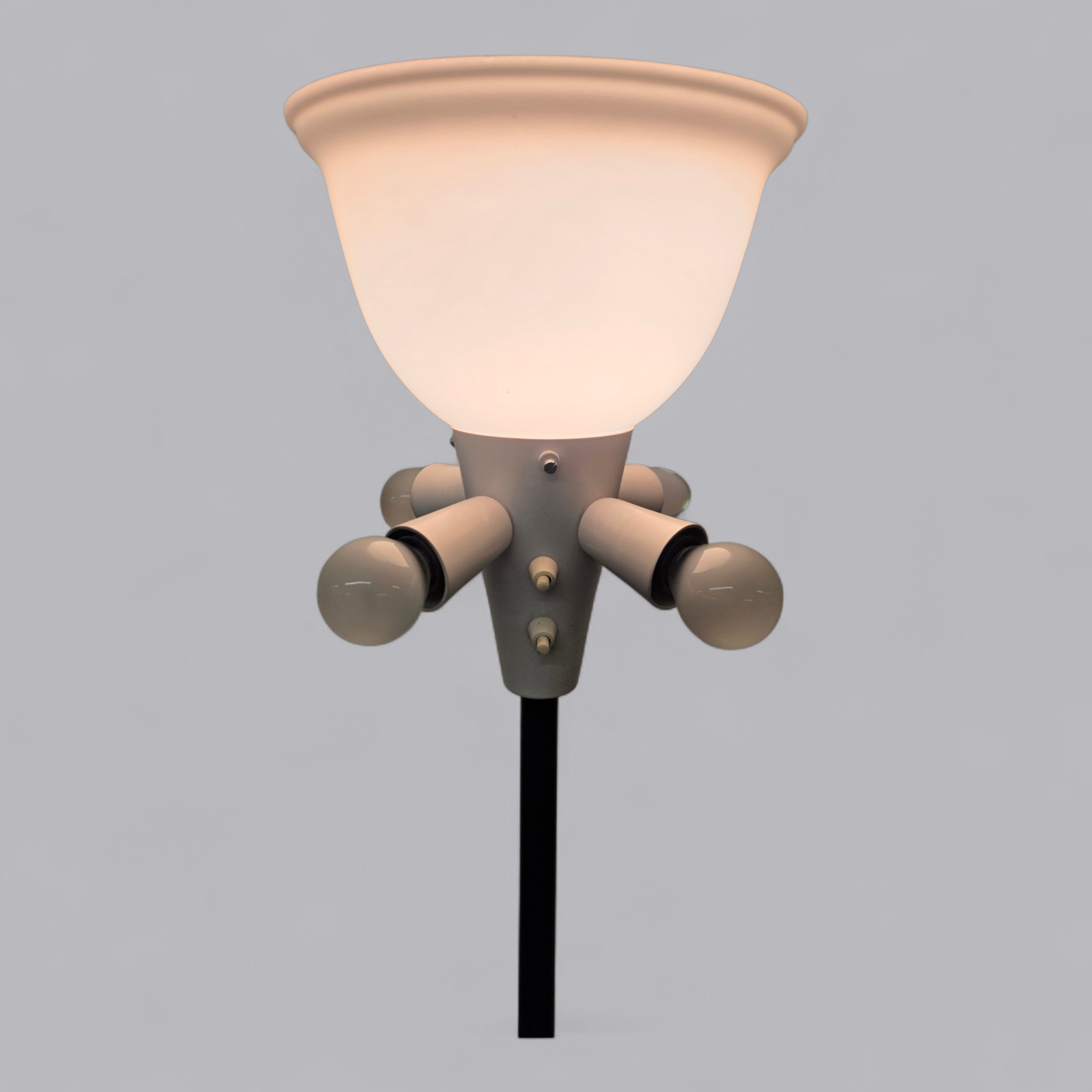 Exklusive Upcycling Stehlampe – Route 66 Street Design