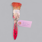 Pensionierte Mitarbeiterin „Su Gus“ – bemalter Pinsel (ca. 20 cm)