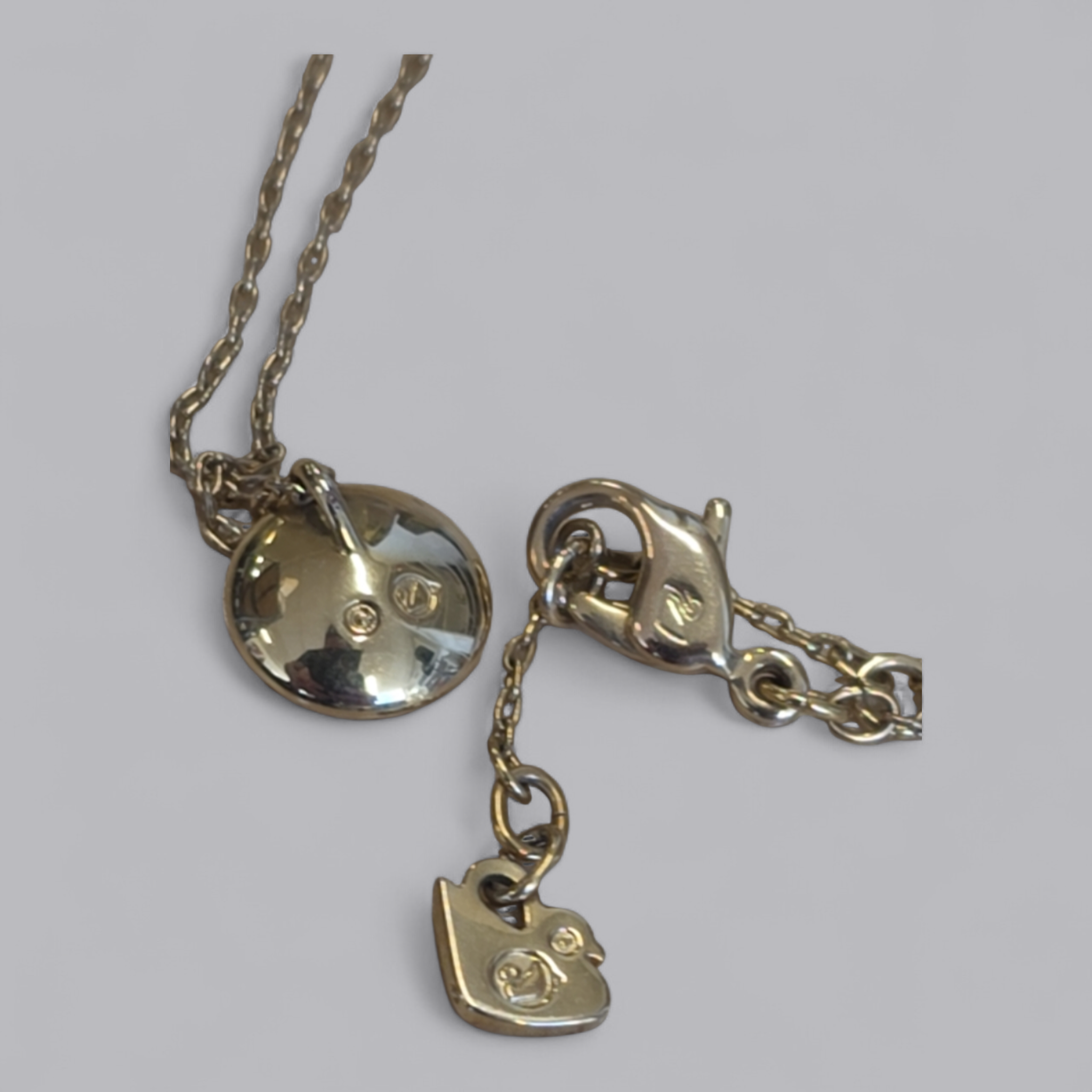 Funkelnde Swarovski Halskette mit Solitär-Anhänger