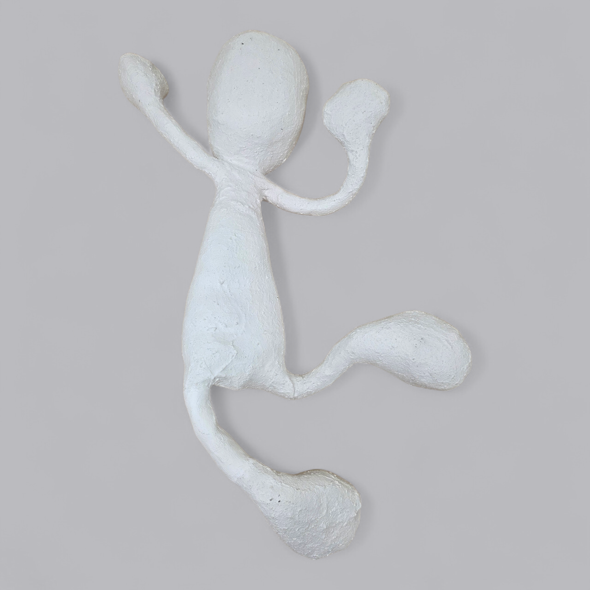 Abstrakte Gips-Skulptur – Liegende Figur