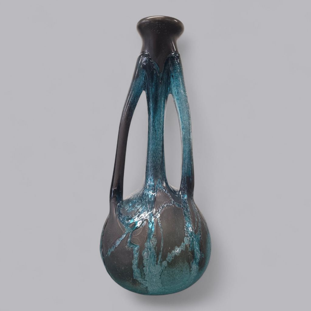 Majestätischer Jugendstil: Grosse Art Nouveau Vase in Tropfenform