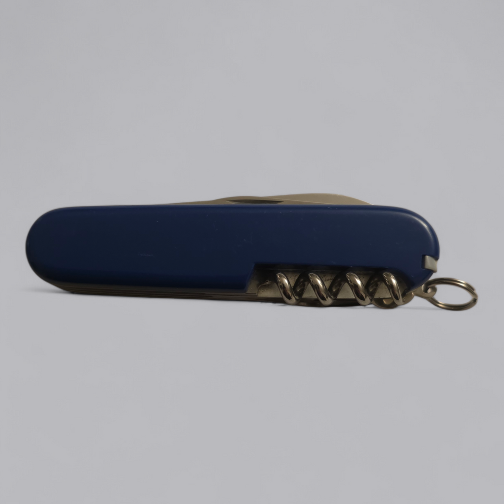 Blaues Victorinox Taschenmesser Climber – Der vielseitige Allrounder
