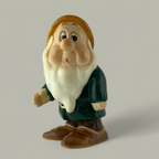 Nostalgische Disney Porzellanfigur  – Ein Herzstück für Sammler