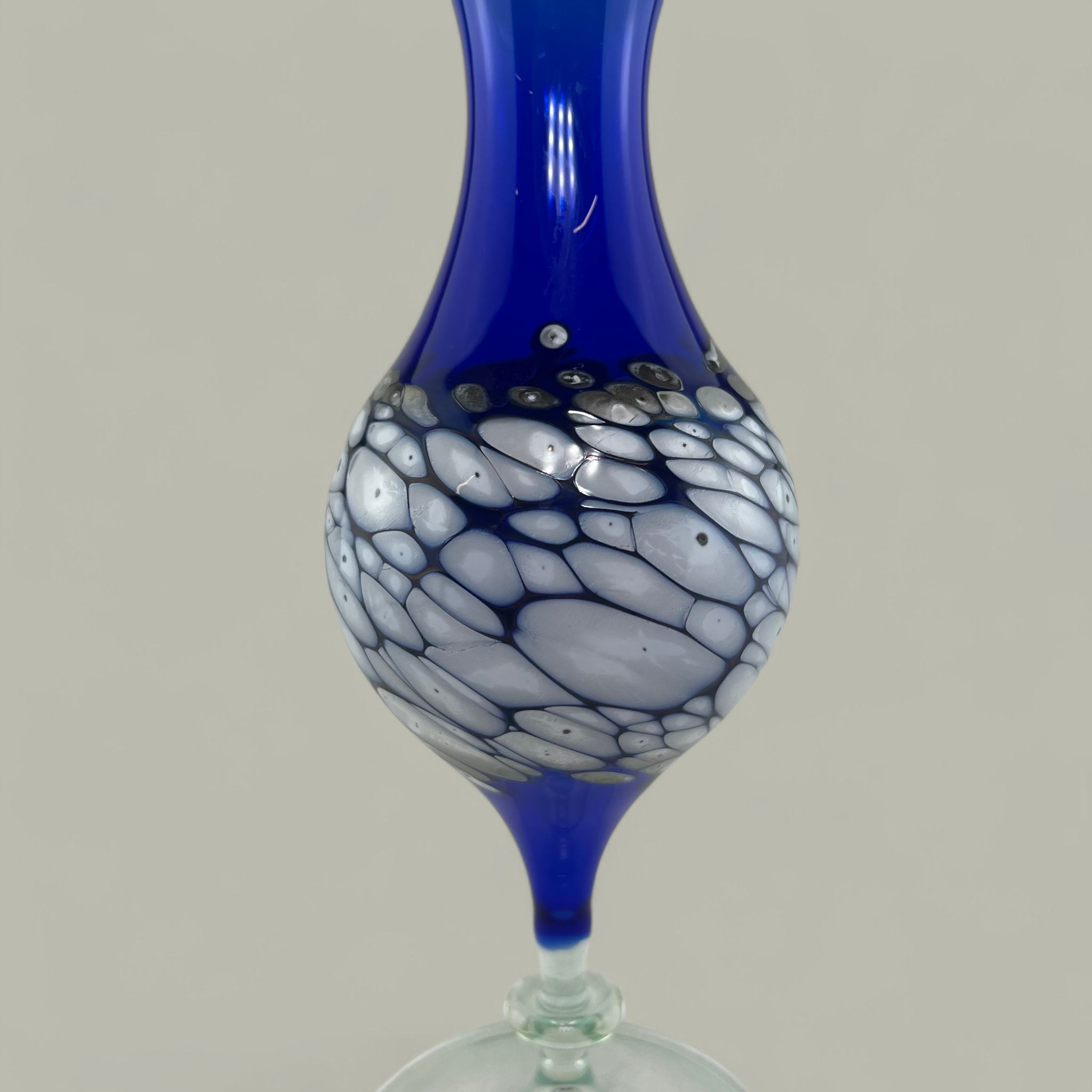 Glasvase Blau mit Einschlüssen – Kunstglas
