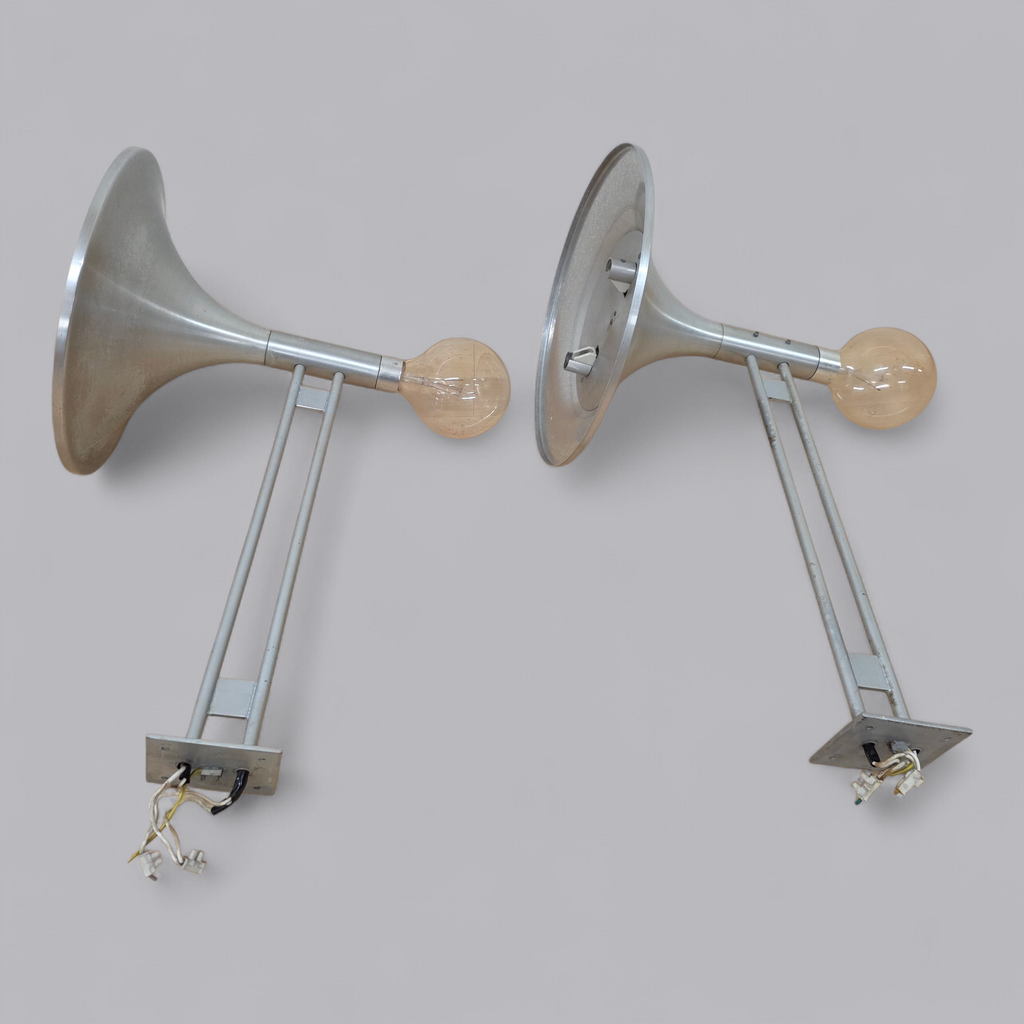 Retro-Futuristisches Aluminium Wandlampen Duo