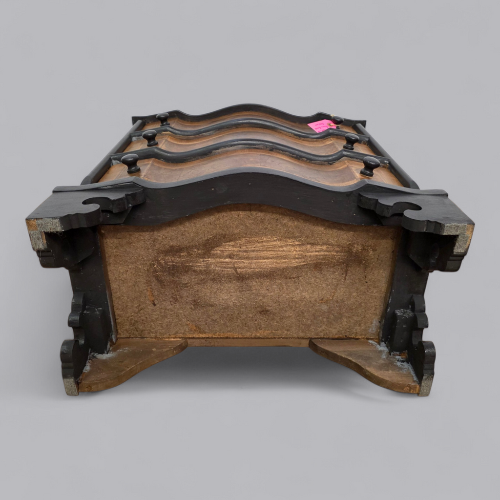 Upcycling Klassische Kommode mit modernem Twist