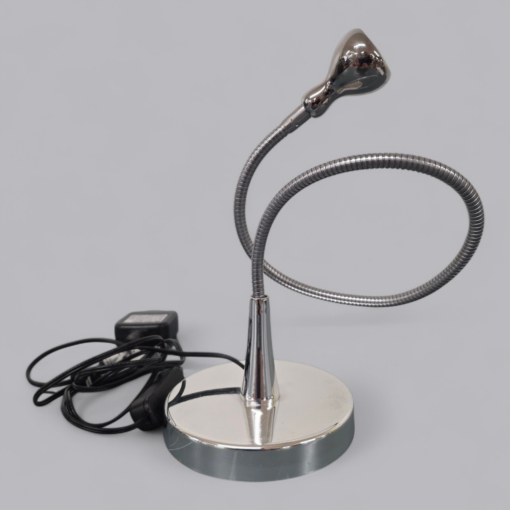 Schwanenhals Schreibtischlampe – Chrom-Design & Flexibel