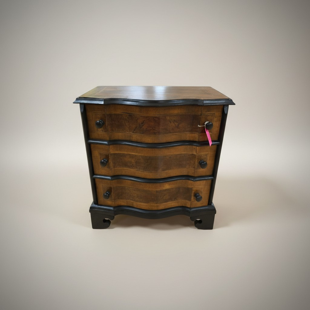 Upcycling Klassische Kommode mit modernem Twist