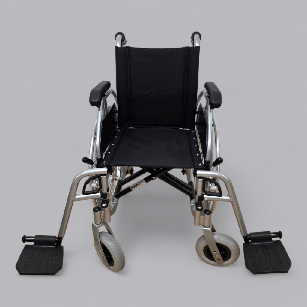 Mobicare Standard-Rollstuhl in neuwertigem Zustand