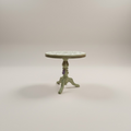 Upcycling Beistelltisch im hellen Vintage Stil