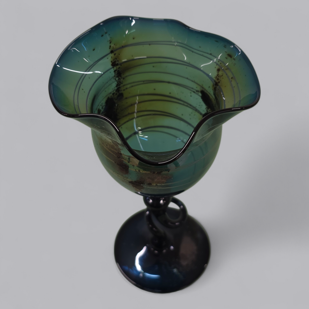 Kunstvoller Kelch aus Glas – Handgefertigtes Unikat