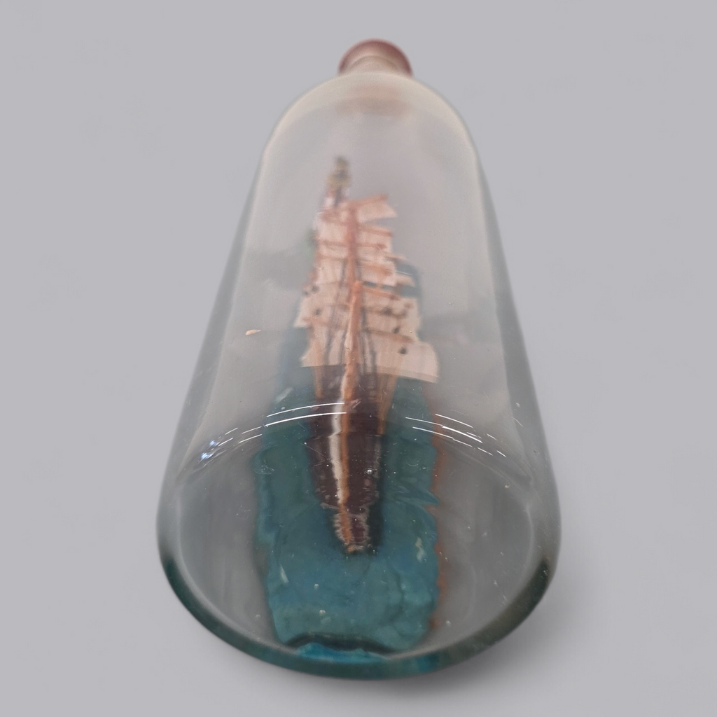 Klassisches Buddelschiff – Dreimaster in Glasflasche