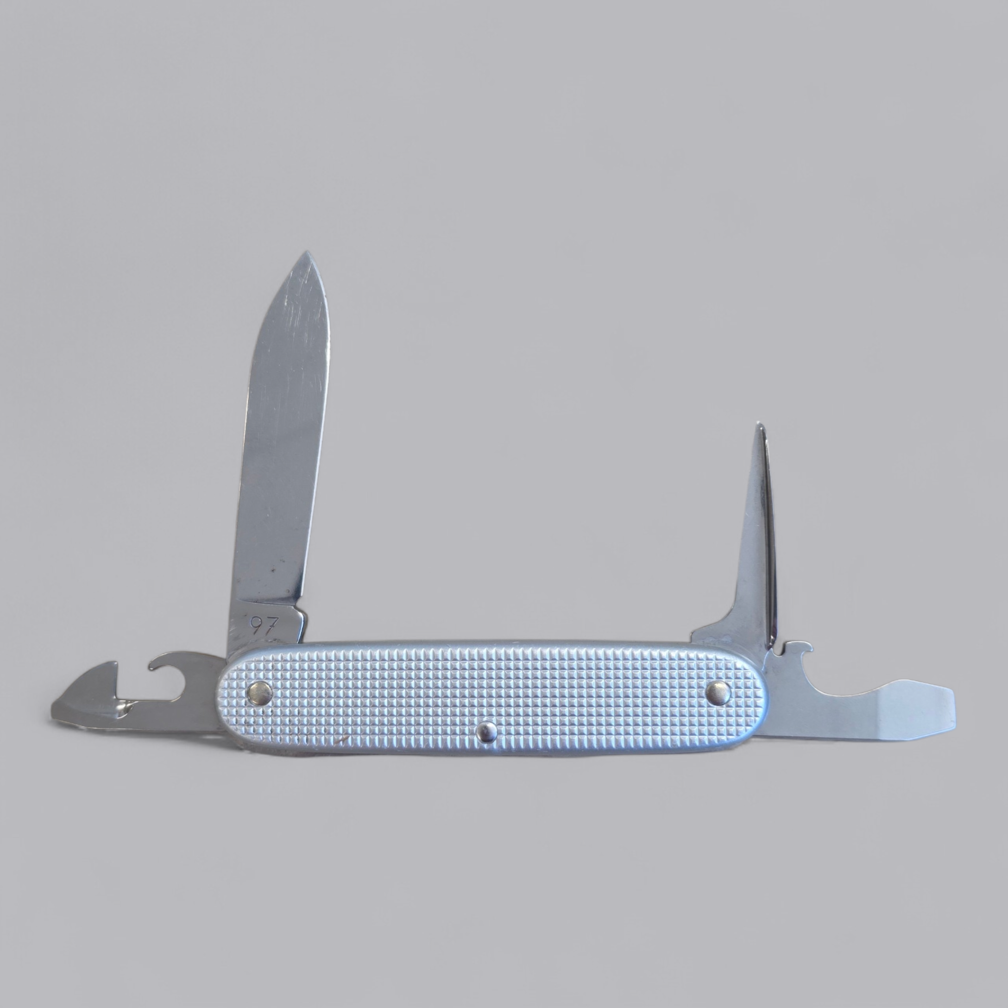 Schweizer Präzision für die Hosentasche: Victorinox Alox Pioneer