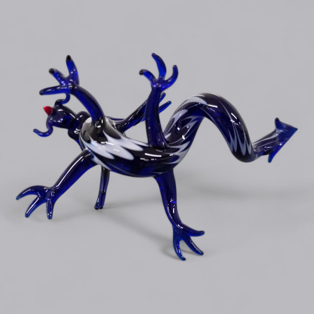 Mystischer Glasdrache in Handarbeit