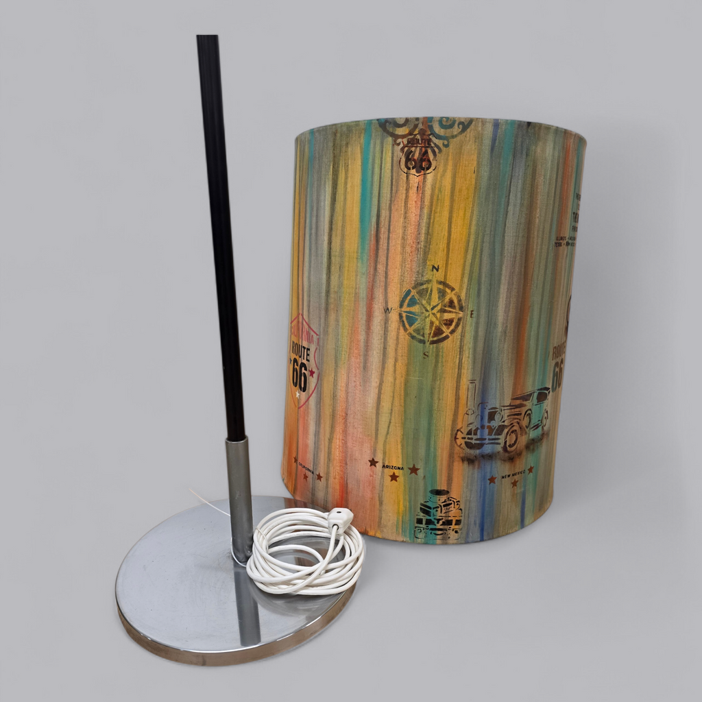 Exklusive Upcycling Stehlampe – Route 66 Street Design