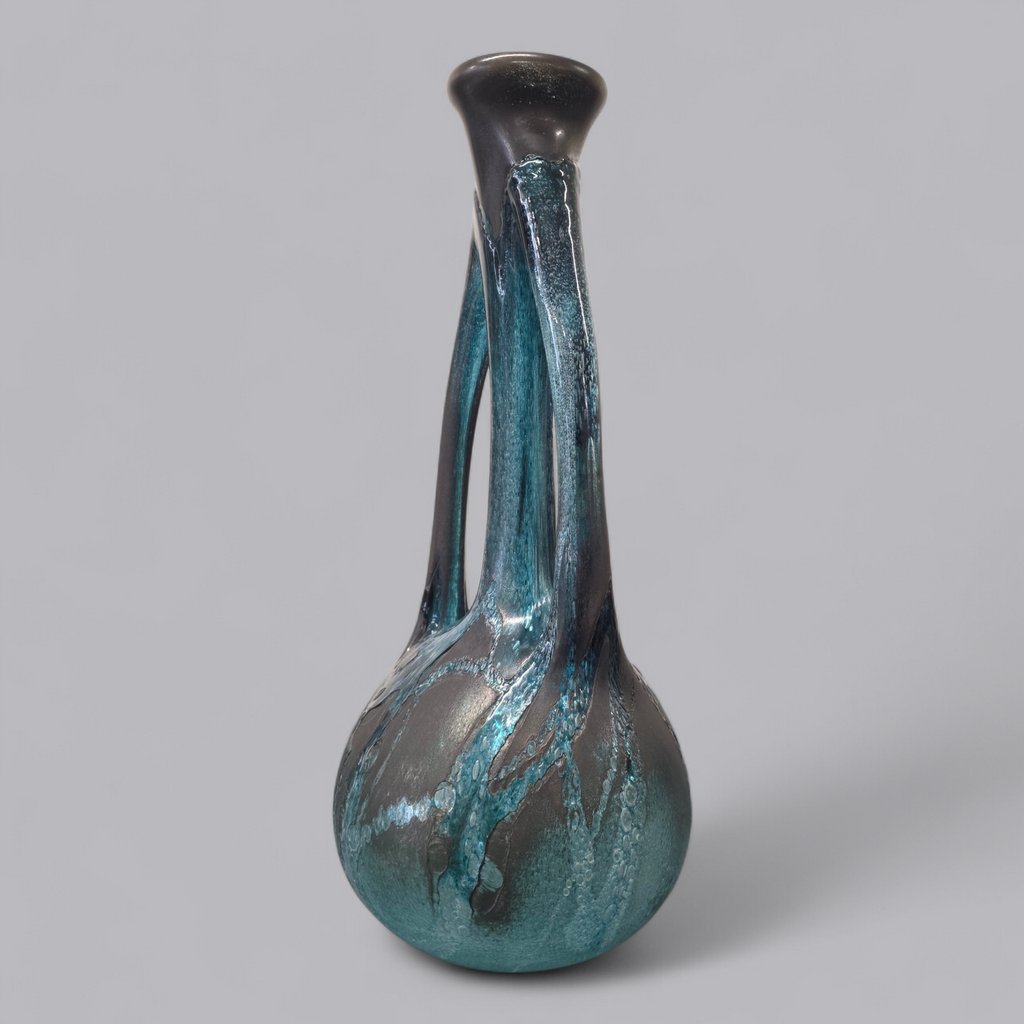 Majestätischer Jugendstil: Grosse Art Nouveau Vase in Tropfenform