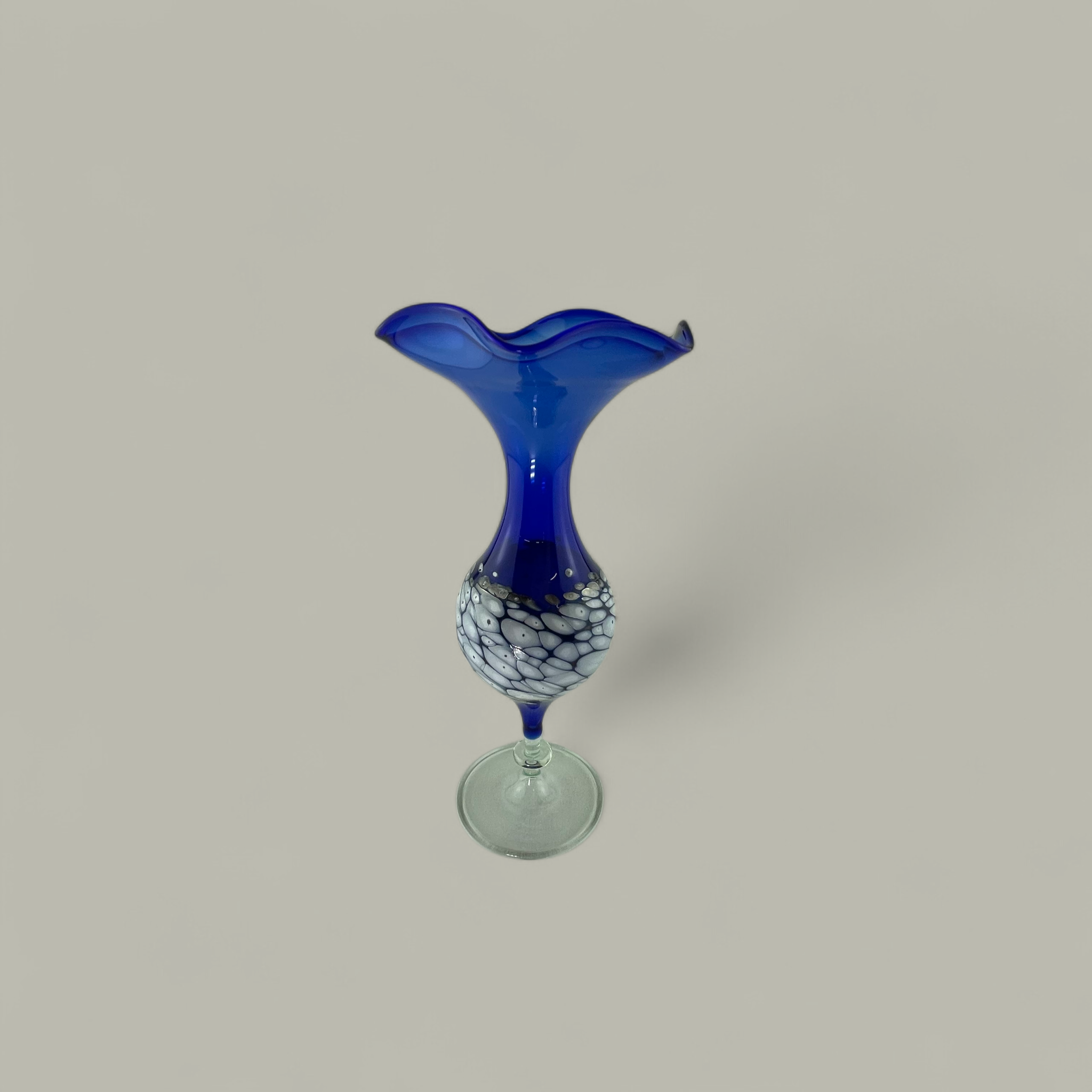 Glasvase Blau mit Einschlüssen – Kunstglas
