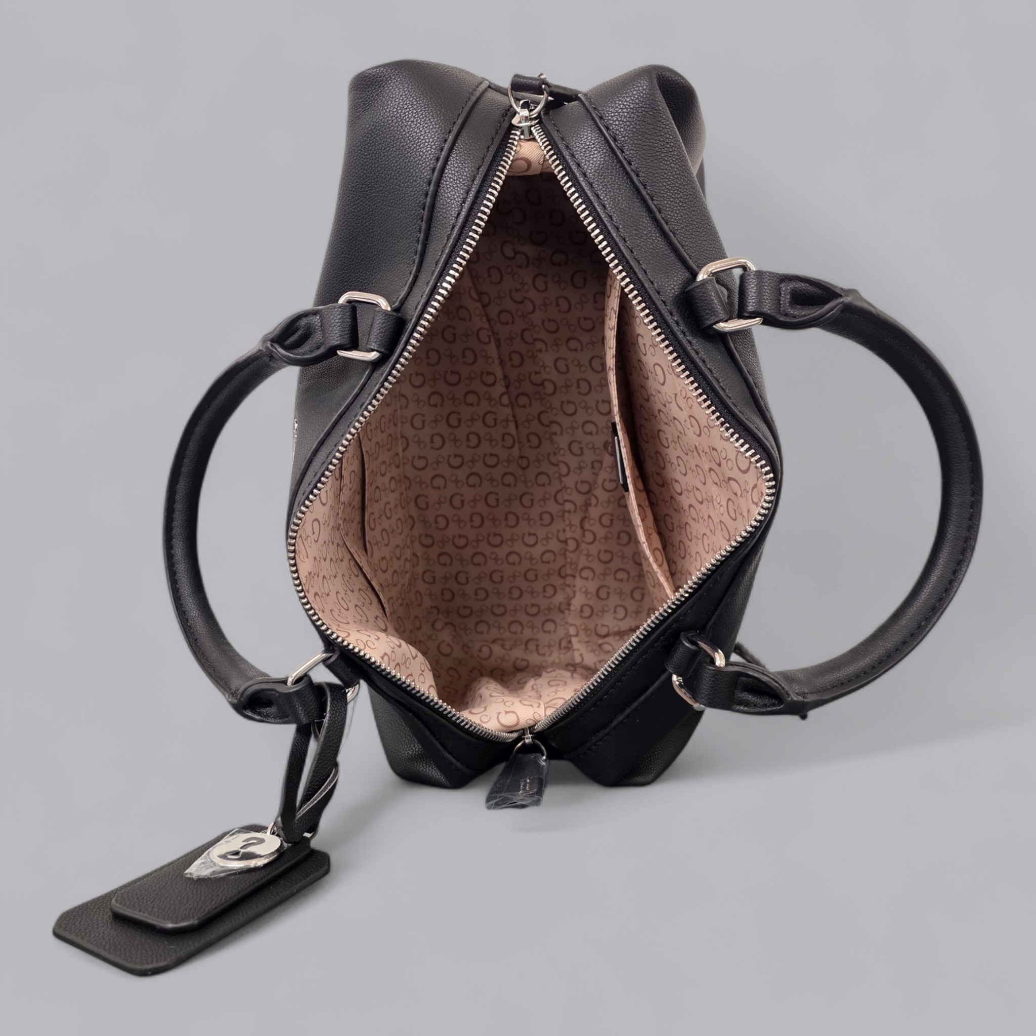 Elegante Guess Handtasche – Klassisches Schwarz – Neuwertig