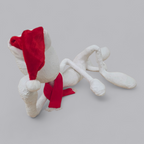 Abstrakte Gips-Skulptur – Sitzende Figur mit Weihnachtsmütze