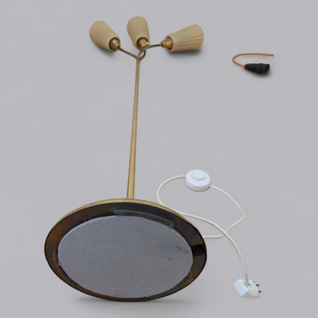 Vintage Stehlampe mit Messinggestell – Klassisches Design