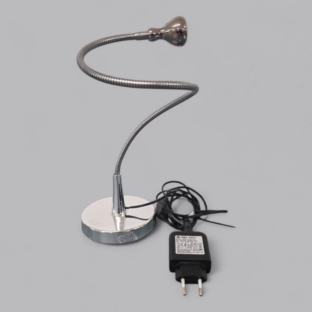 Schwanenhals Schreibtischlampe – Chrom-Design & Flexibel