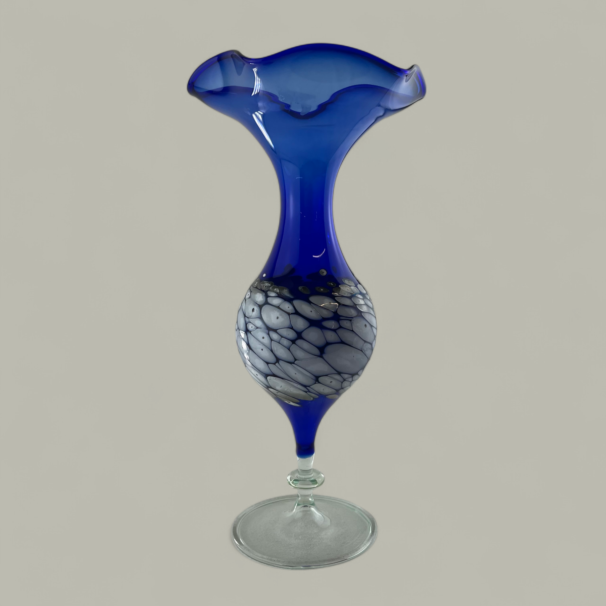 Glasvase Blau mit Einschlüssen – Kunstglas