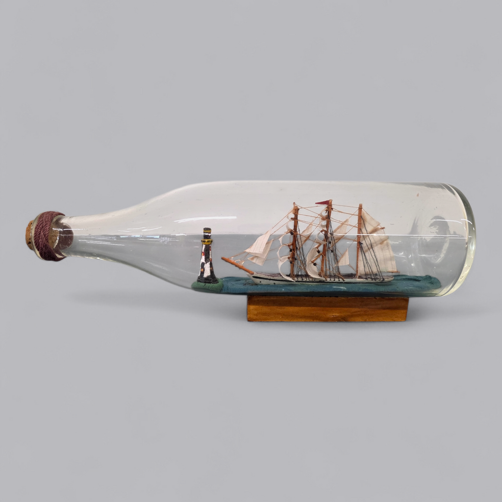 Klassisches Buddelschiff – Dreimaster in Glasflasche