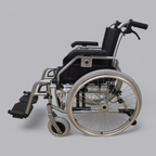 Mobicare Standard-Rollstuhl in neuwertigem Zustand