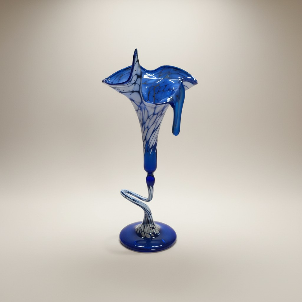 Filigrane Murano-Stil Kunstvase in tiefem Kobaltblau